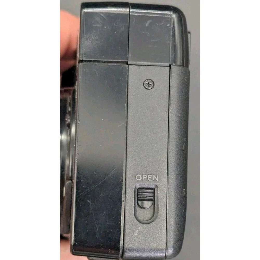 PARTS OR REPAIR Canon Sure Shot 38mm Autofocus Film Camera JAPAN